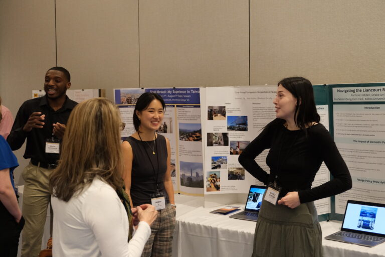 Student Poster Session (Conversation)
