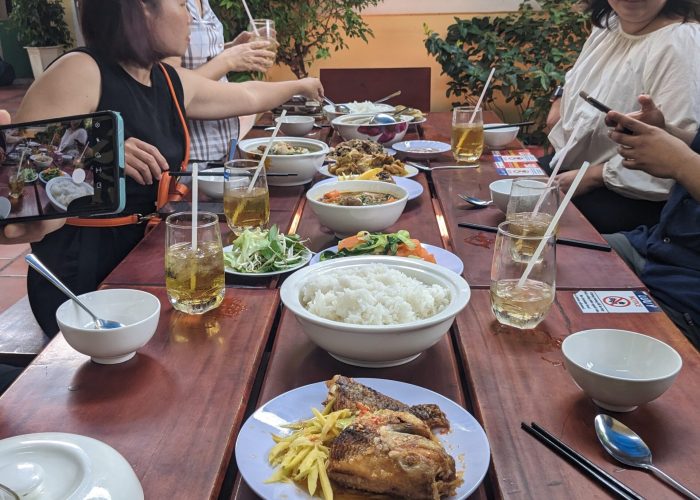 Students join faculty from VNU-HCM University of Social Sciences and Humanities for lunch
(Pictured: Ha Bui Thi Minh, Nguyin Thi Loan, Kira Munson)