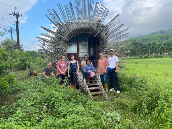 Student fellows working in the fields with local farmers in Taiwan

(Pictured: Tara Carrol, Callum Dooley, Mae Craig and Nick Newman)
